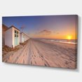 thumbnail image 2 of Row of Beach Huts at Sunset - Art sur Toile Paysage Moderne, 2 of 4