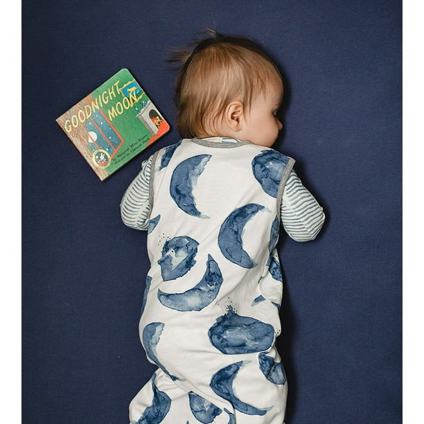 Burt s Bees Baby Unisex Baby Beekeeper Wearable Blanket 100 Organic Cotton Swaddle Transition Sleeping Bag Hello Moon Small