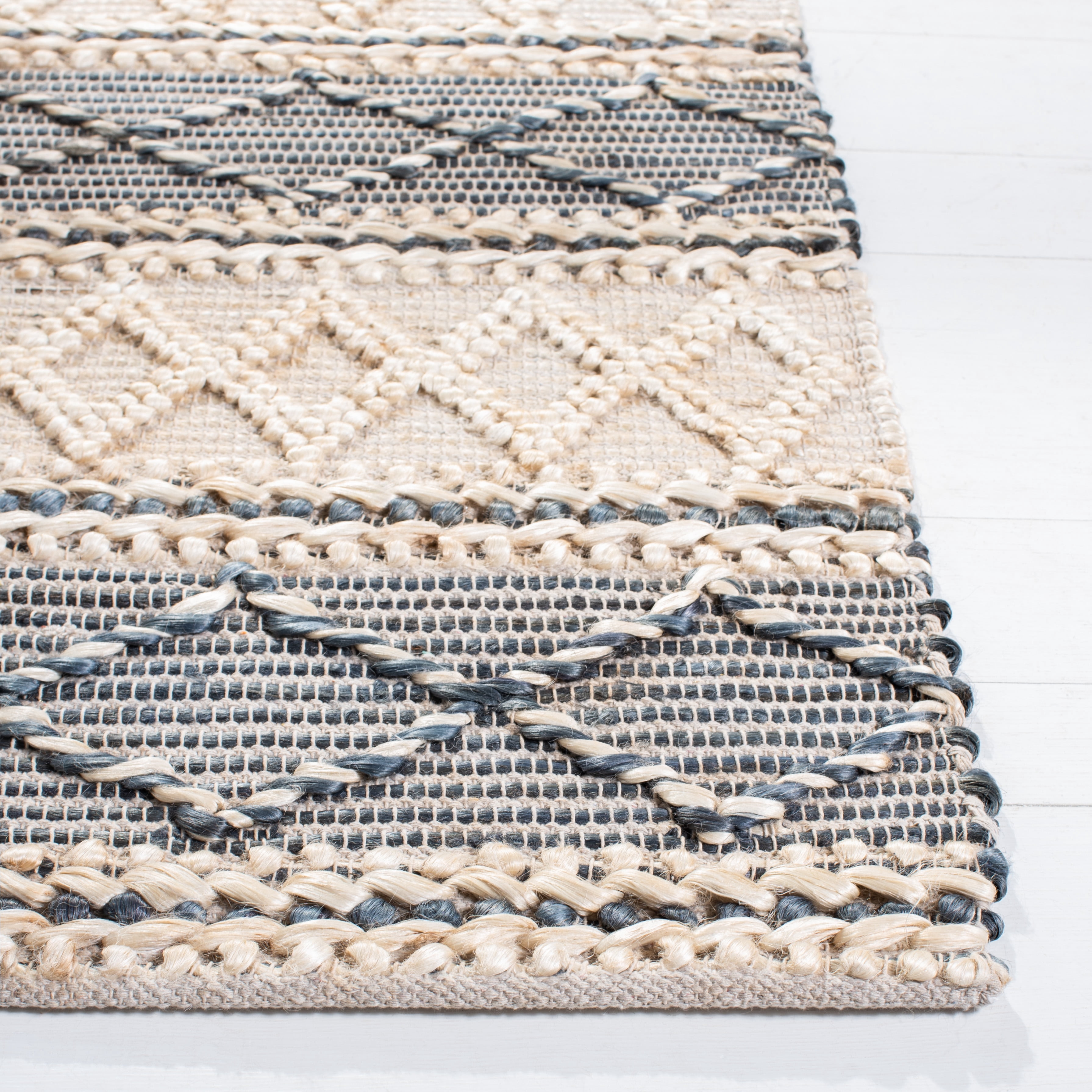 SAFAVIEH Natural Fiber Euphemia Geometric Runner Rug, Natural/Grey, 2'3" x 8'