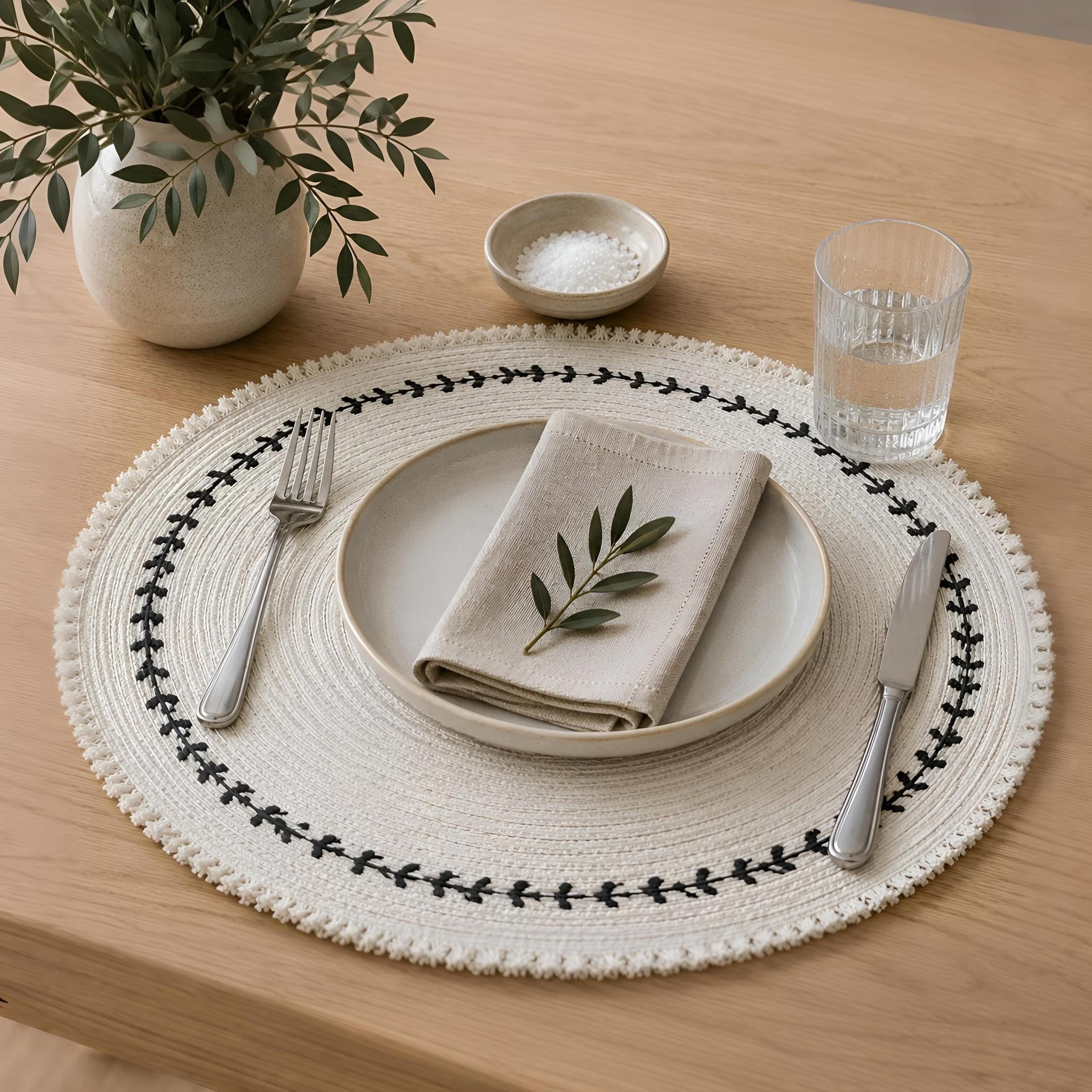 Dainty Home Set of 4 Placemats | Elegant and Durable | 15x15 in Round Woven Non-Slip Washable Place Mats | Tear-Resistant Heat | Resistant Placemats