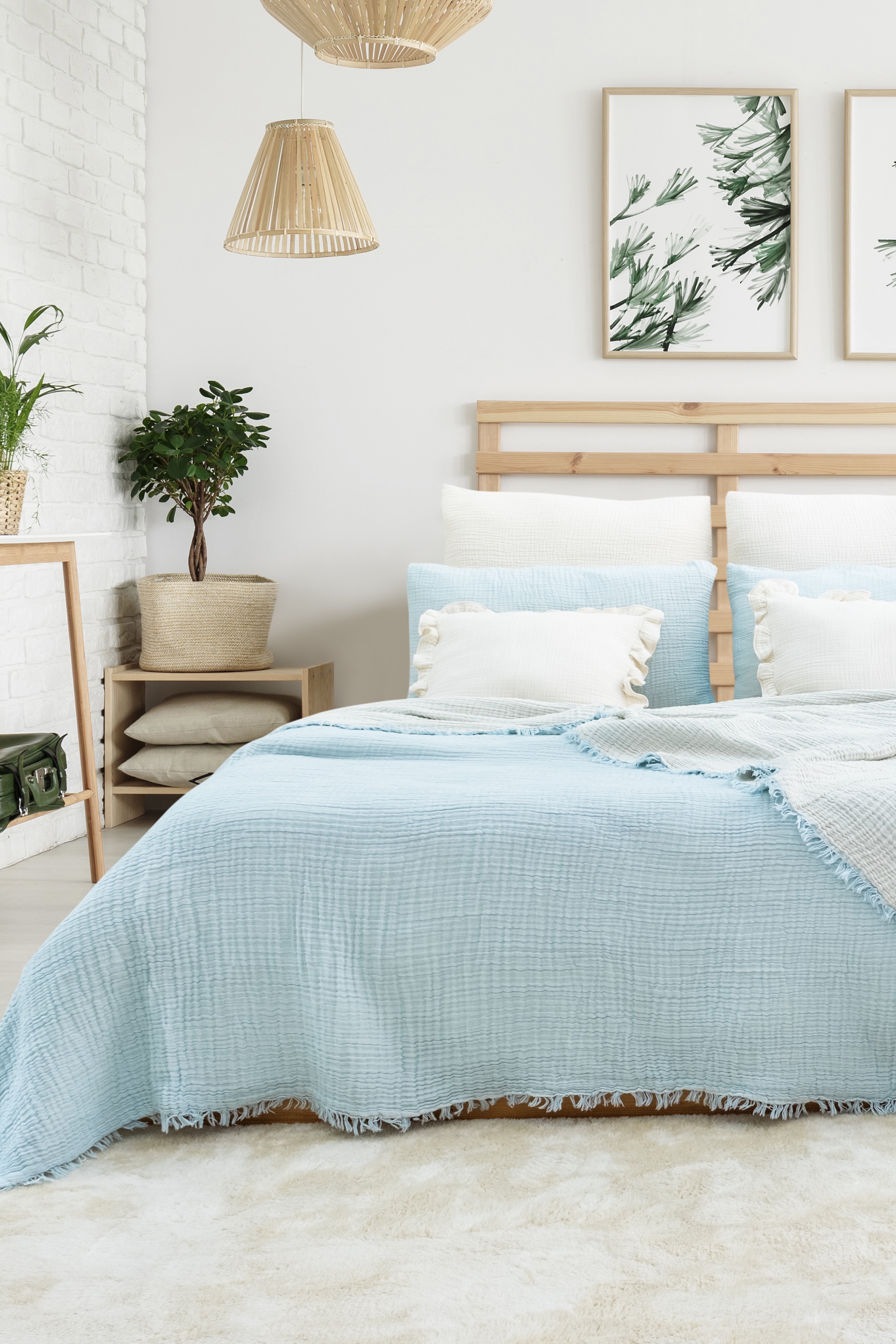 Muslin Blanket 4 Layers, Soft Bedspread, 100% Turkish Cotton Baby Blue Muslin Bed Cover, 91 x 95 in