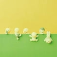 thumbnail image 4 of Figura: La serie Smiski Hippers brilla fosforescente en la oscuridad, 4 of 7