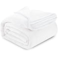 thumbnail image 1 of Blanket Utopia Bedding, forro polar de franela, color blanco, tamaño king, 1 of 7