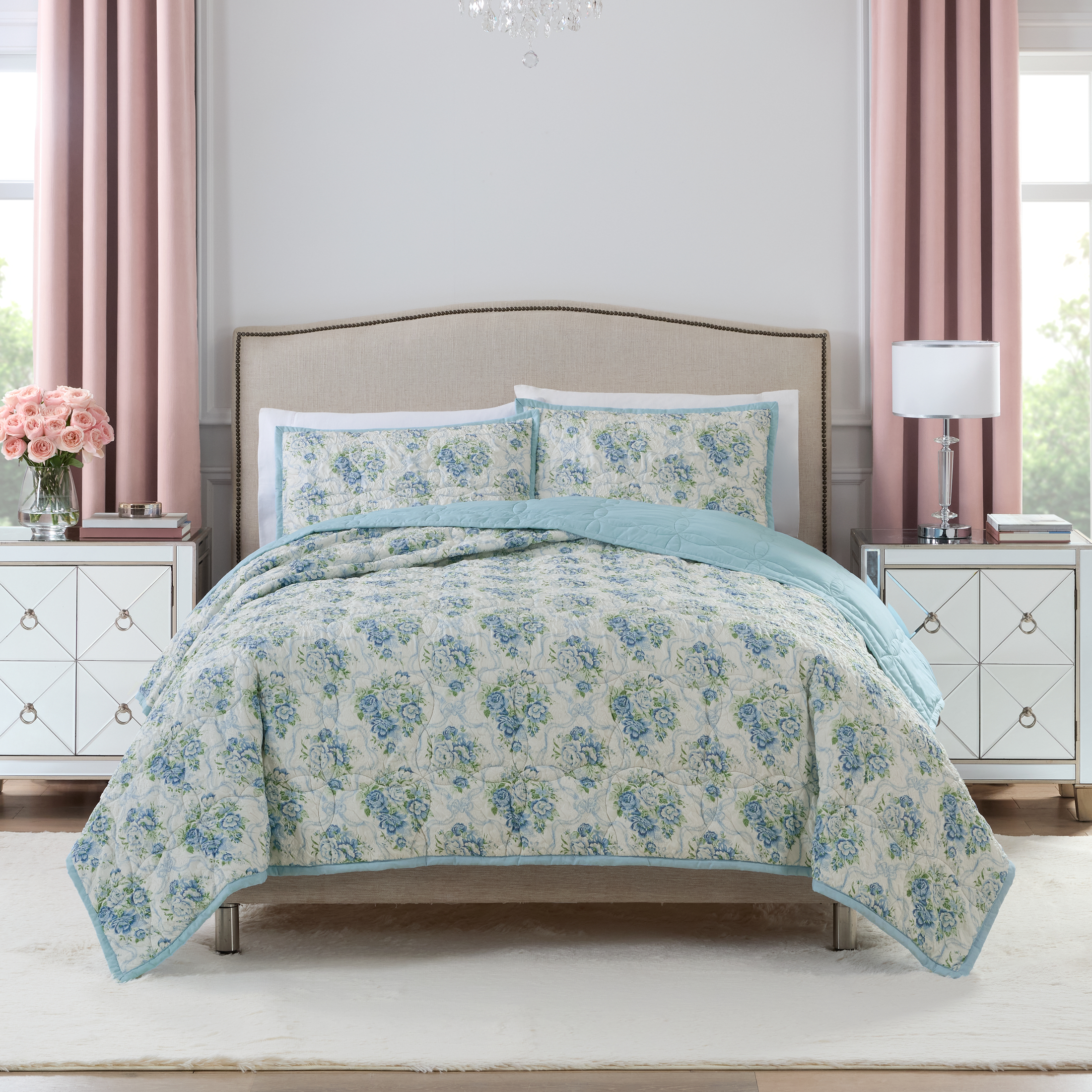 Paris Hilton Coquette Blue Floral Quilt Set, Full/Queen, Reversible 3-Piece Bedding, Lightweight