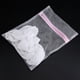 thumbnail image 4 of Bolsa de Lavandería de Malla para Lavar Ropa Interior y Prendas Delicadas Bolsa para colada para Mujer Bolsa de lavado para Proteger Blusa Medias Sujetador con Cremallera (Malla gruesa 40*50cm) EOTVIA No, 4 of 5