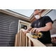 thumbnail image 4 of Lijadora orbital DEWALT DCW210P1 20 V MAX con motor sin escobillas, 4 of 5