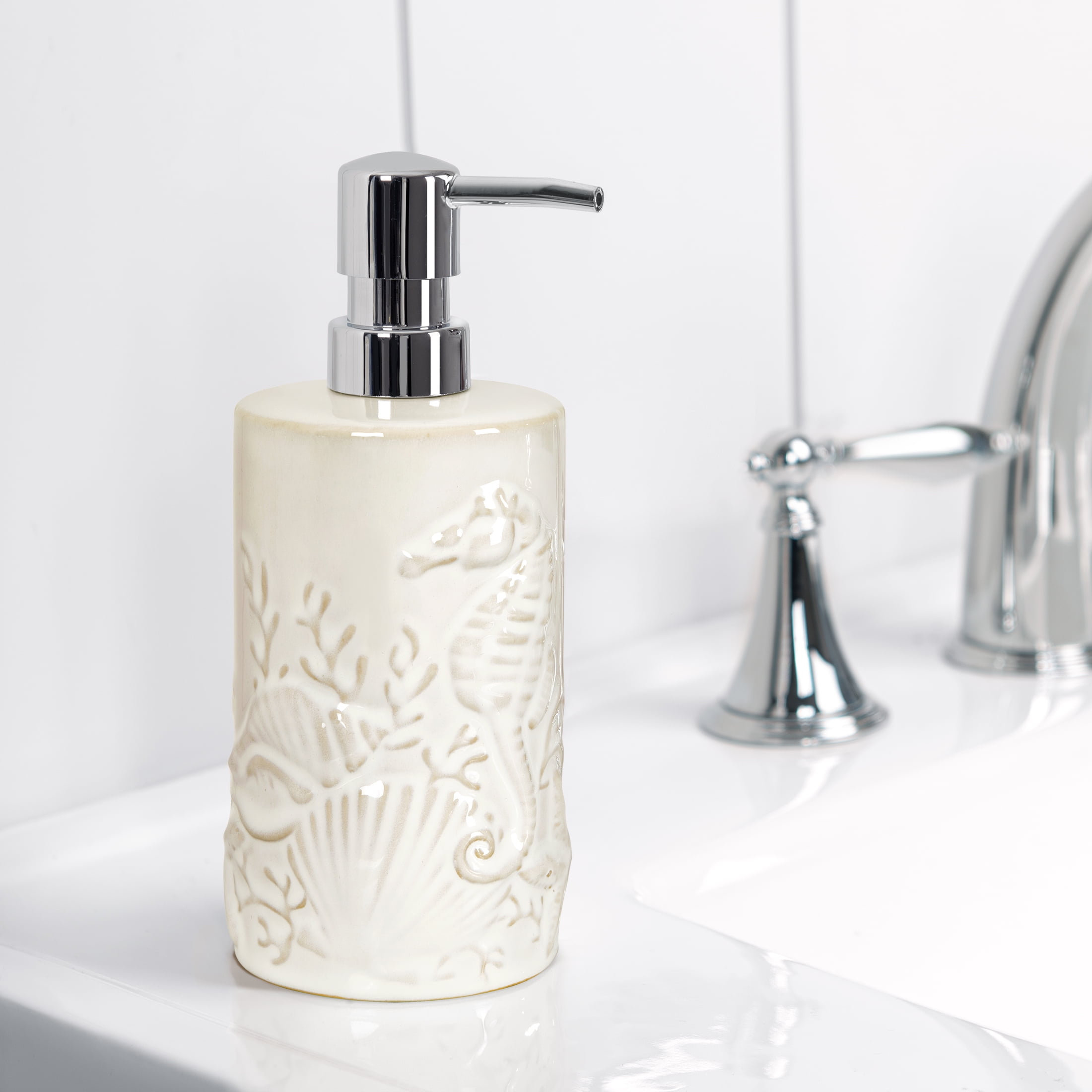 Mainstays Shell 2-piece Ceramic Bath Accessory Set