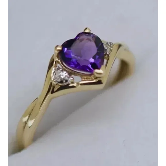 Pretty 2.00Ct Heart Cut Simulated Amethyst Women's Wedding Ring 14k Yellow Gold Plated Silver
