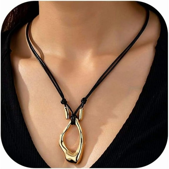 Boho Chunky Gold Necklaces Gold Pendant Necklace for Women Chunky Charm Cord Necklaces with Pendant Statement Necklace for Women