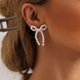 thumbnail image 4 of Pendientes de lazo de Navidad para mujer, pendientes de lazo de diamantes de imitación, pendientes de lazo de perlas de bola roja, pendientes de Navidad, regalos de Navidad para mujeres y niñas, 4 of 5