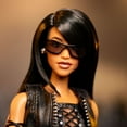 thumbnail image 4 of Barbie-Poupée Signature Aaliyah de collection-avec tenue en similicuir, 4 of 7