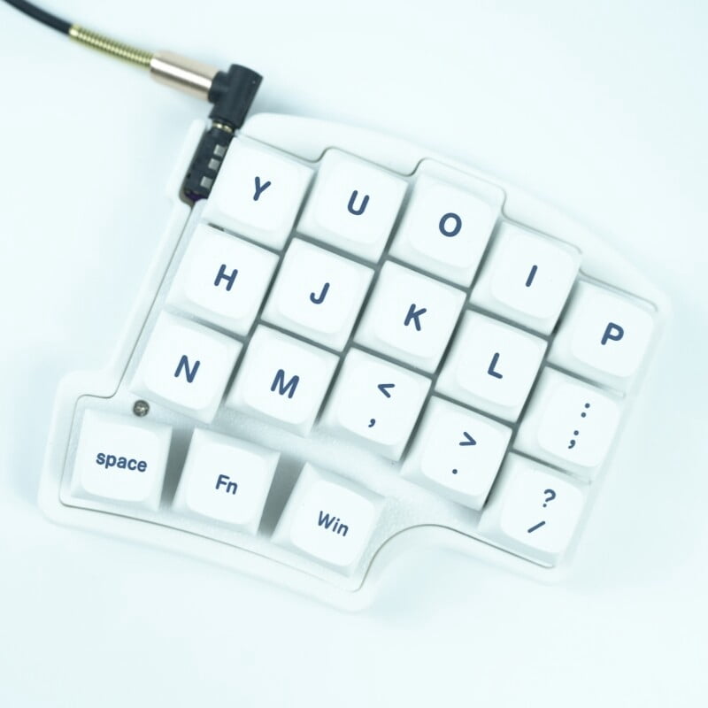 SW35 Split Ergonomic Mechanical Keyboard, QMK/VIA Programmable Split-Hand Design with Hot-Swappable Switches and RGB Backlighting