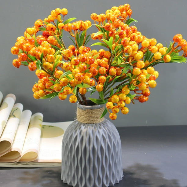 Uuiauoio Realistic Artificial Berries for Christmas Decorations Bridal Bouquets Home Kitchen Party Wreaths Garland Centerpieces DIY Crafts
