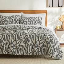 Southshore Fine Living, Inc. Khari Oversized King Quilt Bedding Set, 3-Piece with King/Cal King Size Quilt and 2 Matching Shams, Indian Hand Printed Tapestry Style, King Size Bedspread, Slate Grey