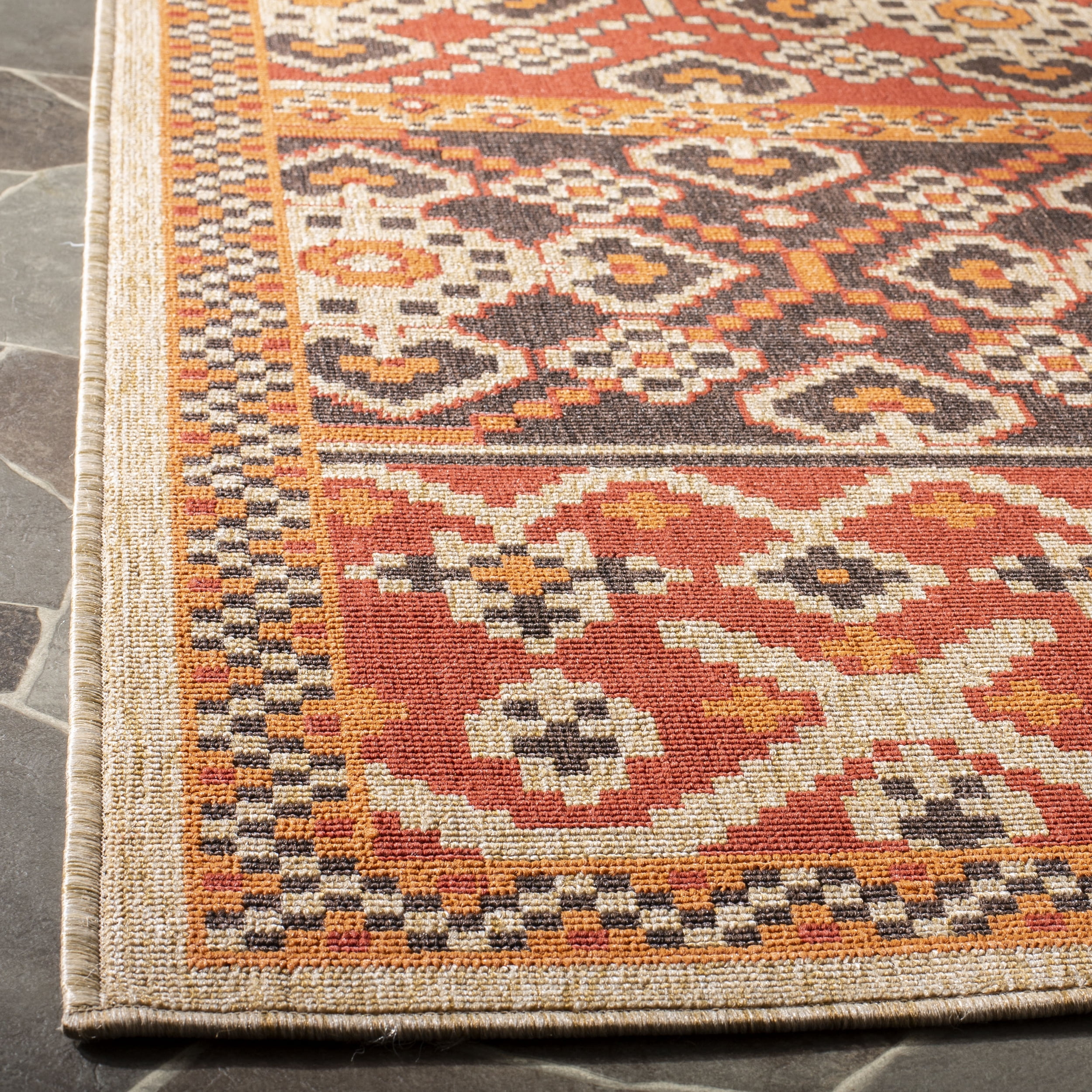 SAFAVIEH Veranda Moriah Southwestern Indoor/Outdoor Area Rug, 2' x 3'7", Red/Chocolate