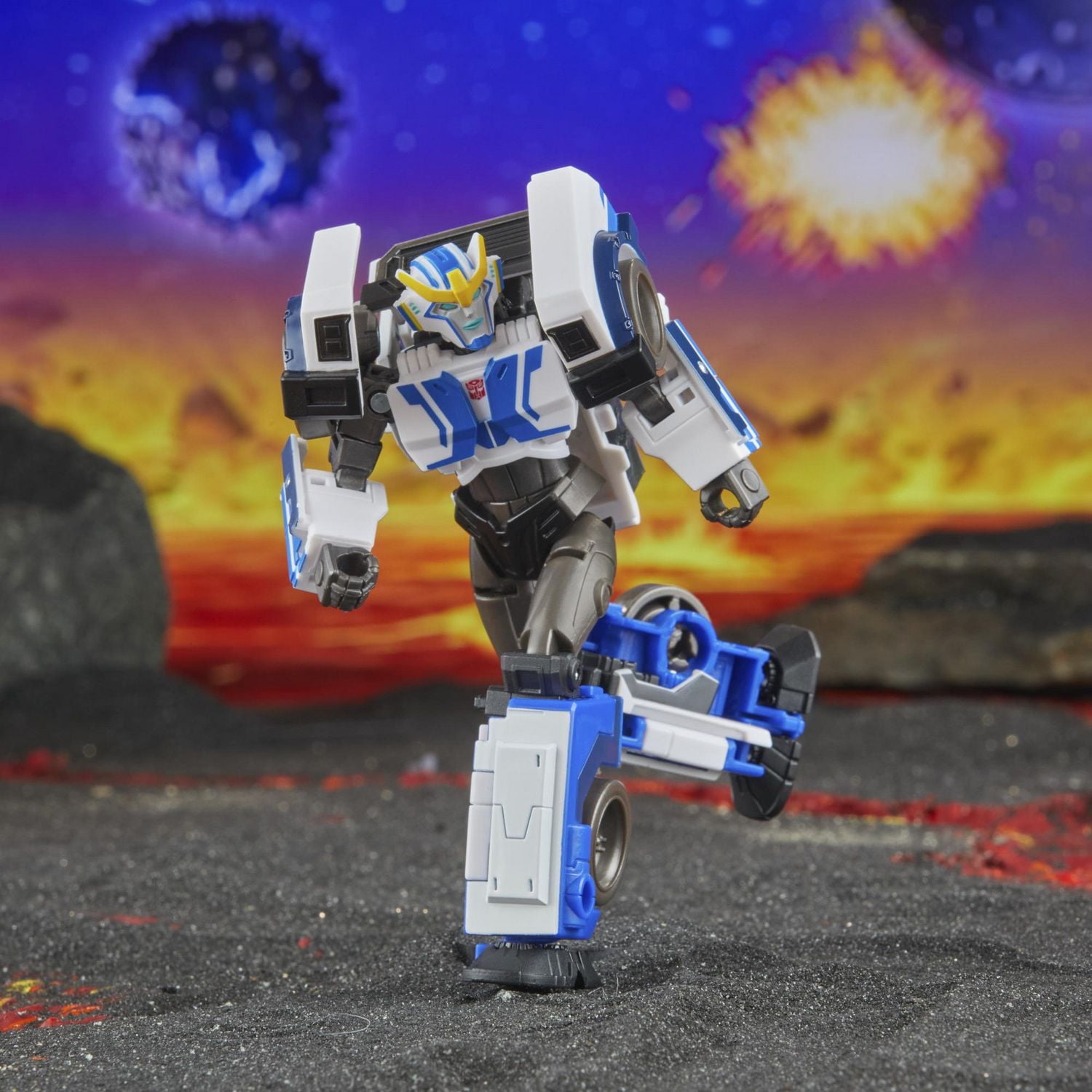 Transformers Generations Legacy United Deluxe Robots in Disguise 2015 Universe Strongarm