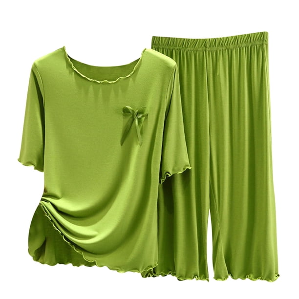 KIHOUT Conjunto de pijama de dos piezas de verano para mujer, liso, de talla grande, con cuello redondo, manga corta y pantalones capri con cintura elástica, holgado y cómodo, conjunto de pijama