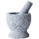 thumbnail image 1 of Mortero y mortero de granito - mortero de piedra natural resistente y duradero - con cubierta de bambú+fondo de vidrio de corcho - para moler especias, hierbas, ajo - 14 cm de diámetro, 1 of 6