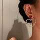 thumbnail image 4 of 1 par de aretes colgantes de cristal con forma de corazón, aretes con forma de corazón de rubí rojo, diamantes de imitación, aretes colgantes con forma de corazón de amor hueco, aretes dorados brillantes y exagerados para novia Rojo Verde, 4 of 5