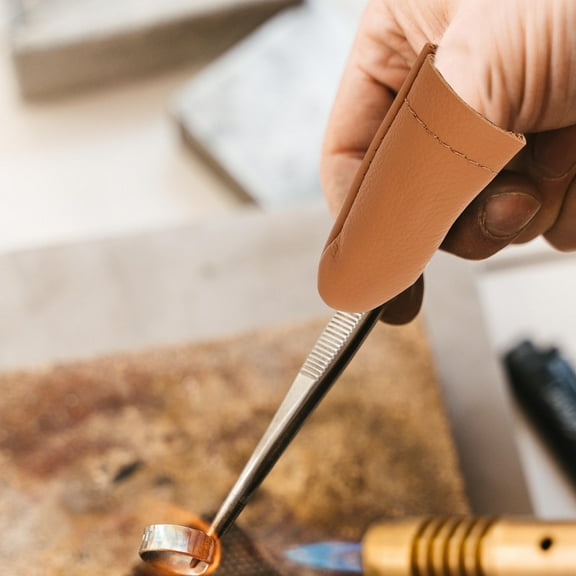 Hemobllo Sewing Thimbles for Fingers Cattlehide Finger Guard Protectors 2pcs