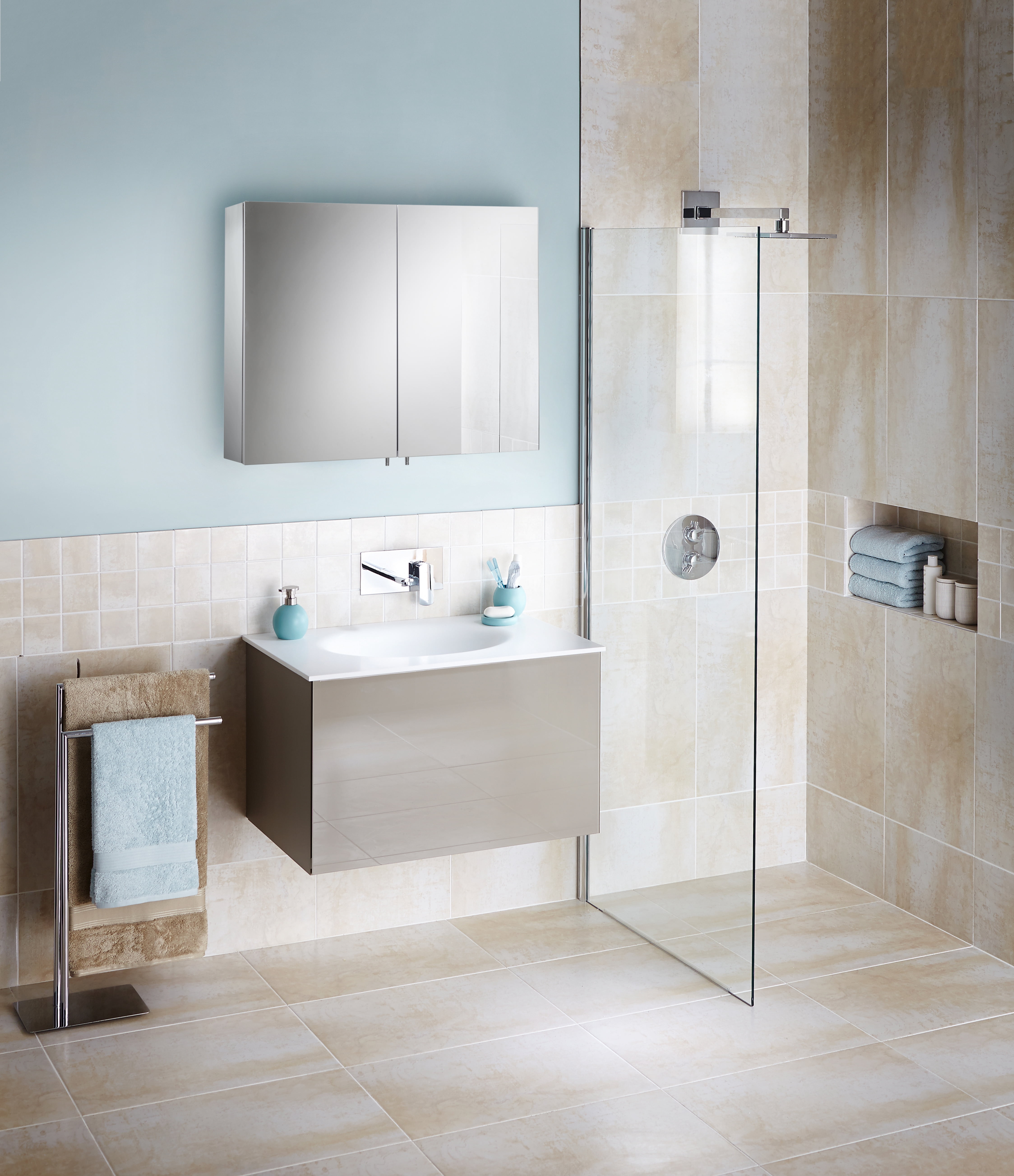 Croydex Finchley Large Double Door Stainless Steel Medicine Cabinet with Mirror (31.5x26in)