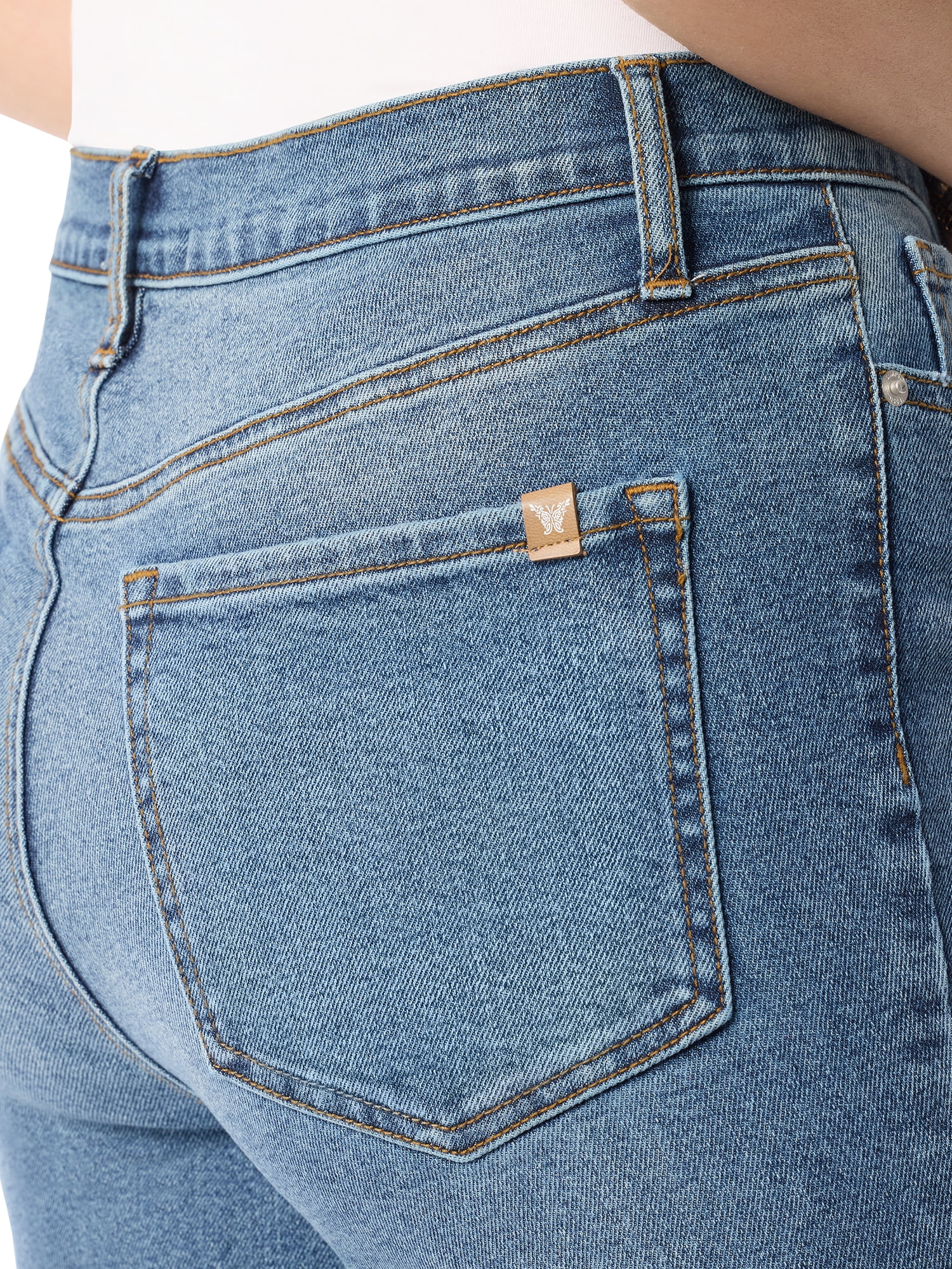 Jessica Simpson Women's and Women's Plus Daisy Fitted Flare Jeans, 30.5", 32.5", and 34.5" Inseams, Sizes 2-26W