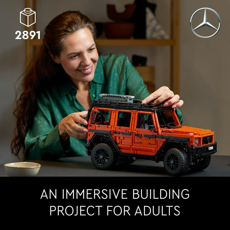 LEGO Technic Mercedes-Benz G 500 PROFESSIONAL Line Car Building