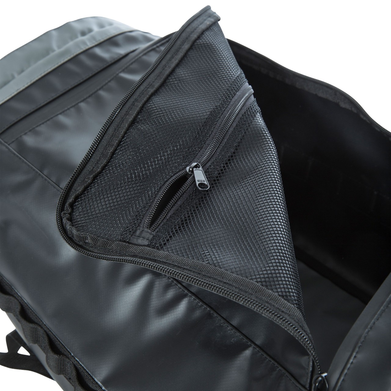 trespass duffle bag