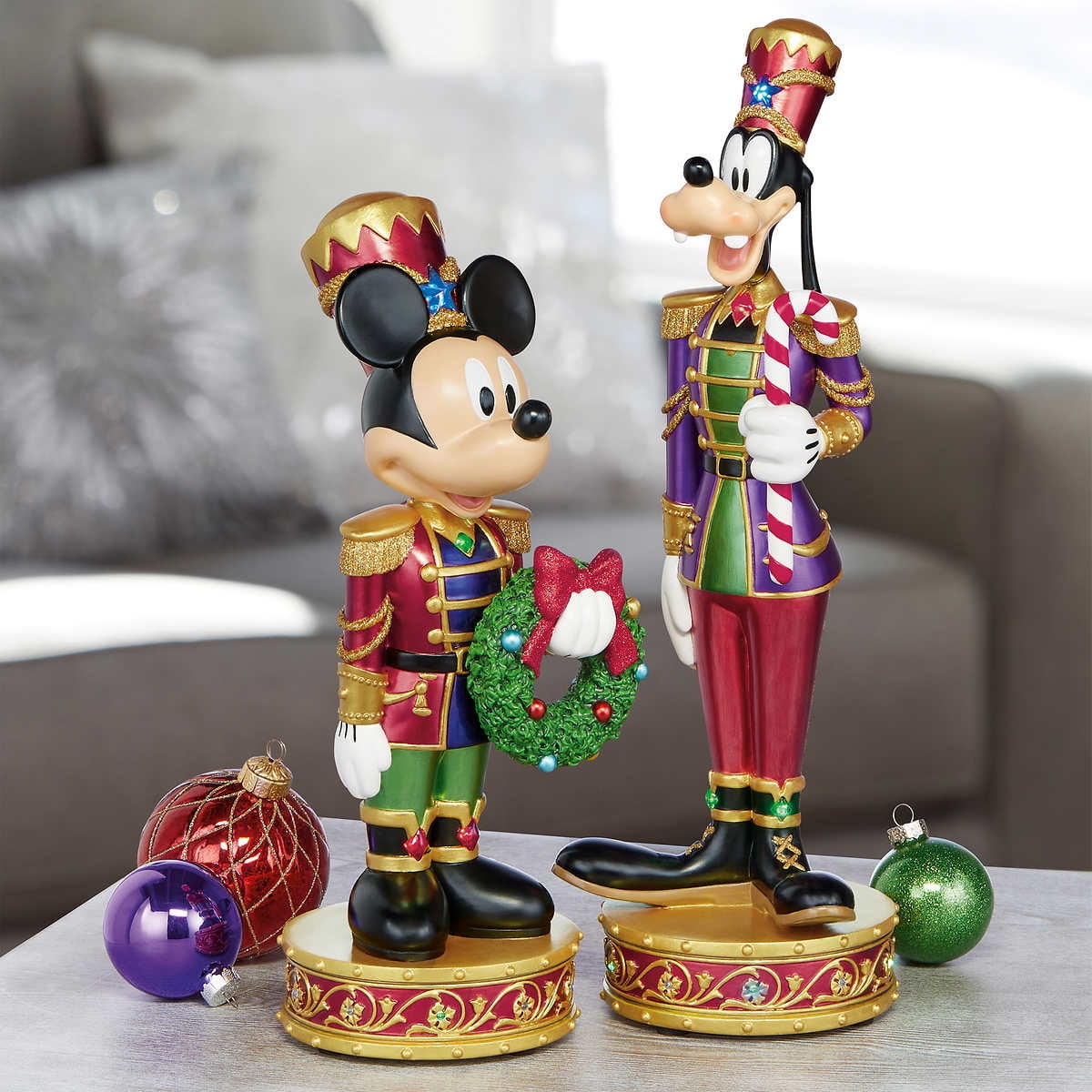 Disney Mickey and Goofy Holiday Nutcrackers, 2piece Set
