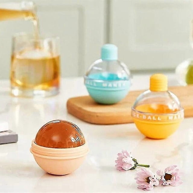 New Light Bulbs Frozen Ice Ball Mold Whiskey Round Cube Novelty Food-Grade Silicone Tray Creative Bar Tool