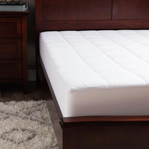 "Outlast Temperature Regulating Mattress Pad"