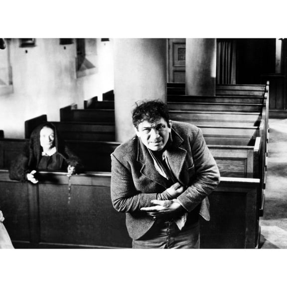 The Informer Una O'Connor Victor Mclaglen 1935 Photo Print (28 x 22)