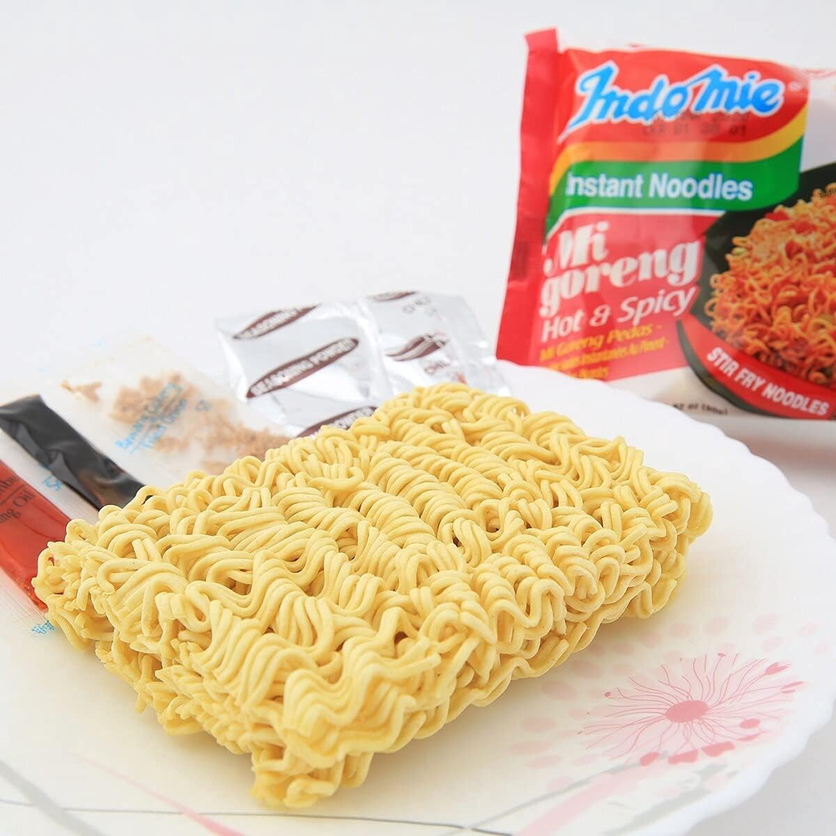 (Pack Of 6) Indomie Noodles Instant Chicken Curry 14.1 Oz