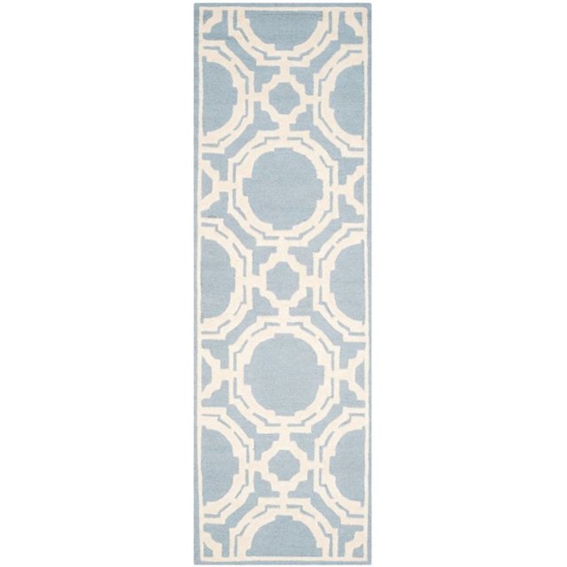 Safavieh Cambridge Collection CAM721B Handmade Moroccan Geometric Blue and Ivory Premium Wool Area Rug (5' x 8')