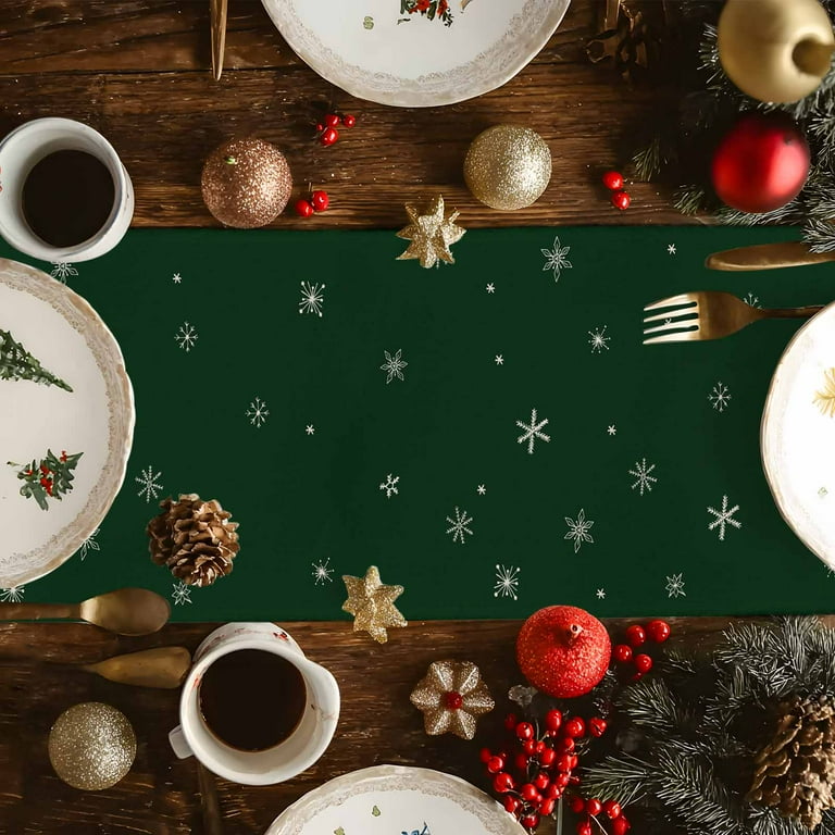 Green Christmas Tree Dresser Scarf Farmhouse, Dining Table Decorations for  Wedding/Parties, Xmas Tree Winter Snowflake Table Runner 108 Inches Long  for Kitchen Dining, 13 x 108 In - Walmart.com