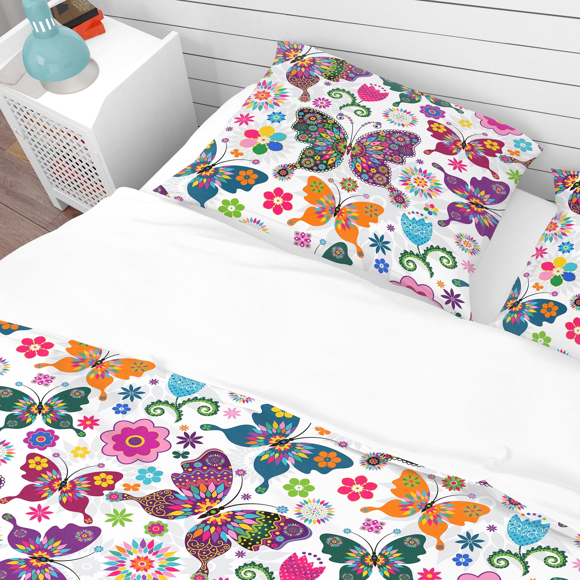 Designart 'Spring Pattern' Bohemian & Eclectic Duvet Cover Set