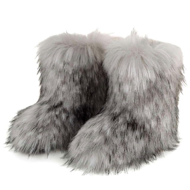 botas invierno a media pantorrilla nieve piel sintética peludas mujeres esponjosas cálidas cómodas zapatos planos al aire libre, par frontal centrado en gris claro con exterior de pelo sintético largo, suela de goma plana y puntera redondeada, costura visible, fondo blanco; a menudo usadas como calzado informal de invierno y para exterior ligero.