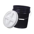 thumbnail image 1 of Cubo de 20 litros con tapa, apilable, resistente, reutilizable, versátil, para almacenar alimentos secos, ideal para uso agrícola y doméstico., 1 of 8