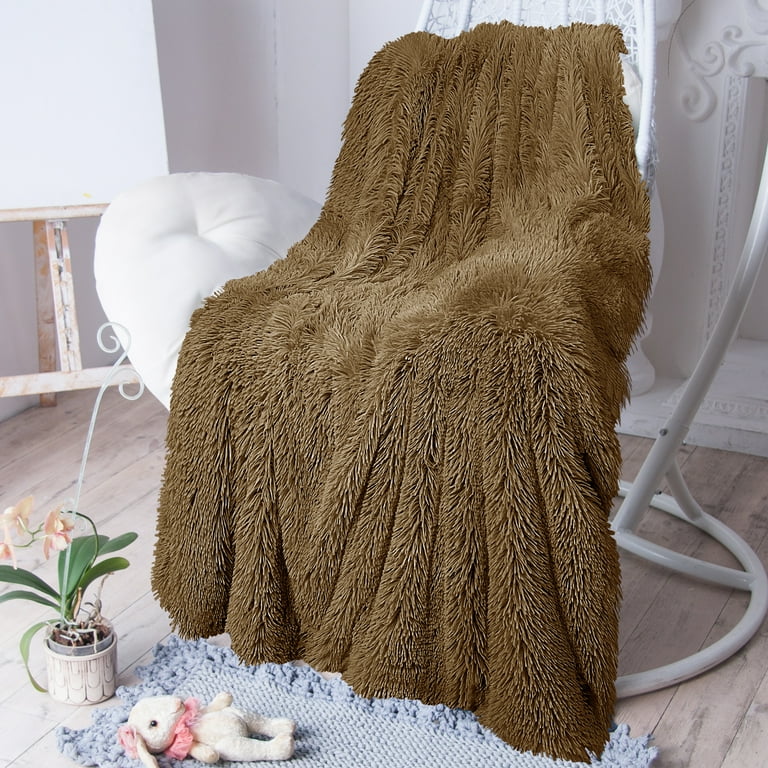 PiccoCasa Extra Warm Long Hair Shaggy Faux Fur Throw Blankets