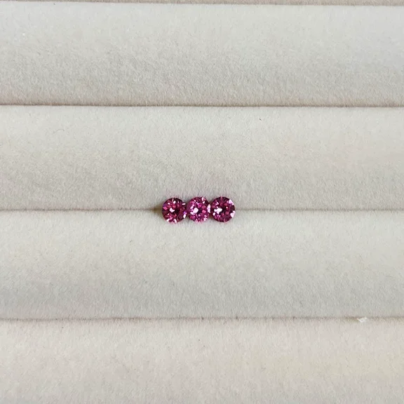Firefly Hope 20G Threaded Flat Back Earrings，Hypoallergenic Flat Back Stud Earrings Surgical titanium steel Cubic Zirconia Tiny Earrings Cartilage Earring CZ Earrings 4mm，Rose