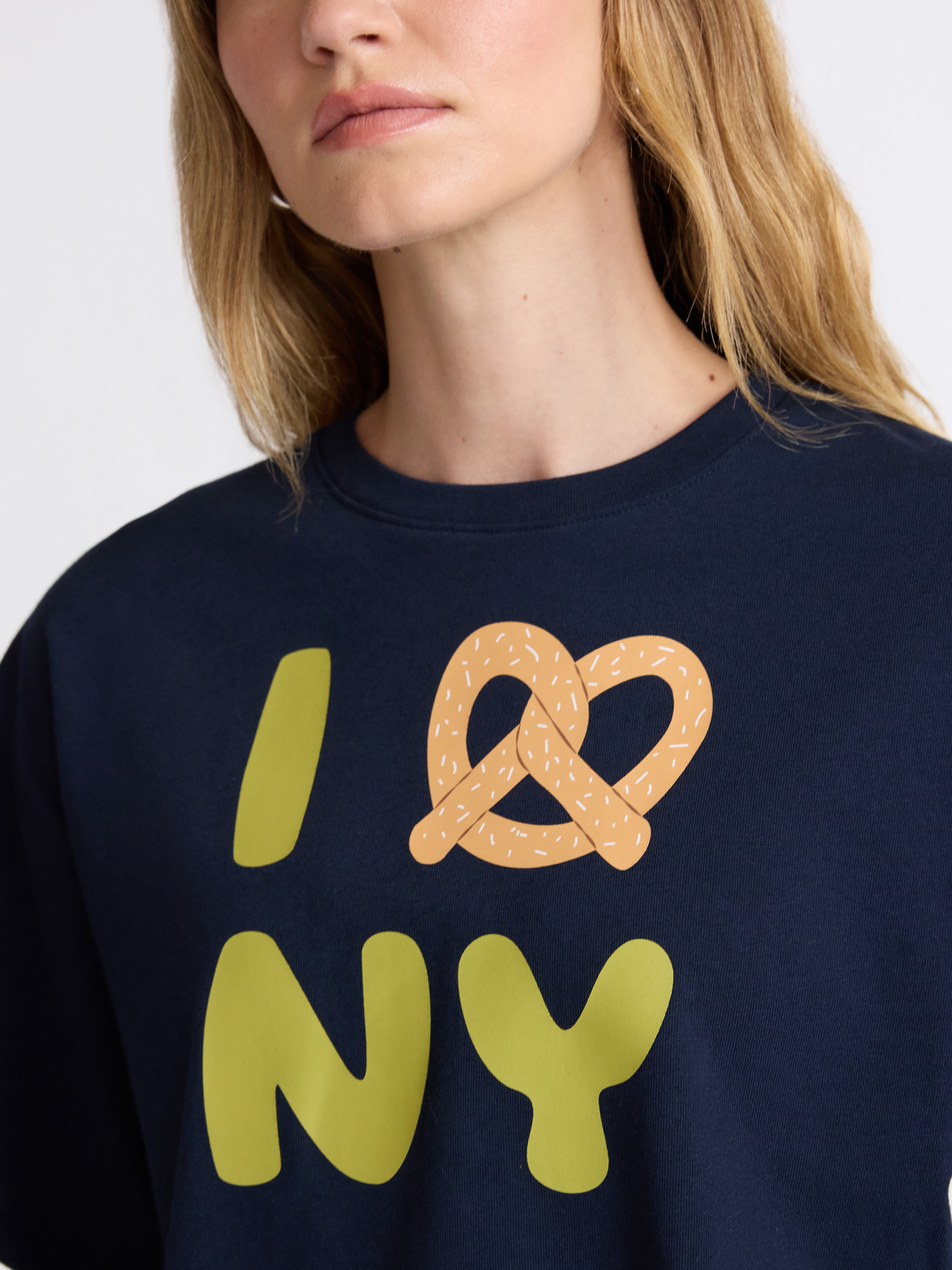 Scoop Women’s and Women’s Plus Cotton Cropped New York Graphic Tee, Sizes XS-4X
