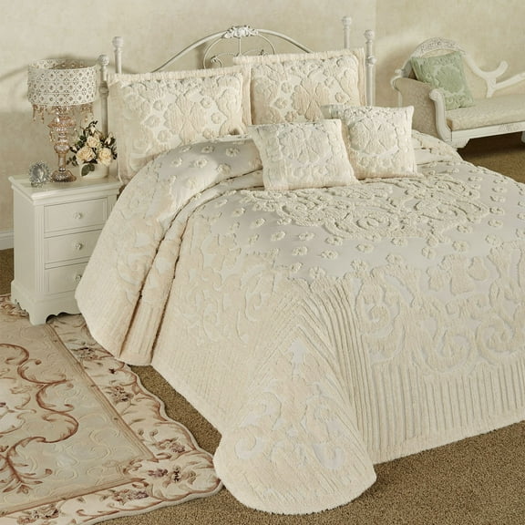 Touch of Class Laurent Grande Bedspread Set Ecru Bedspread Set Cal King