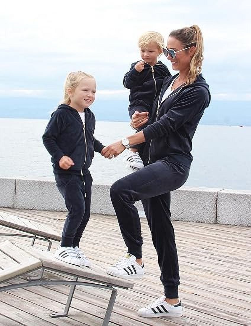 Oudiya Girls 2 Piece Outfits Velour Tracksuit Hoodie and Jogger Set Sweatsuit Athletic Clothes Sets