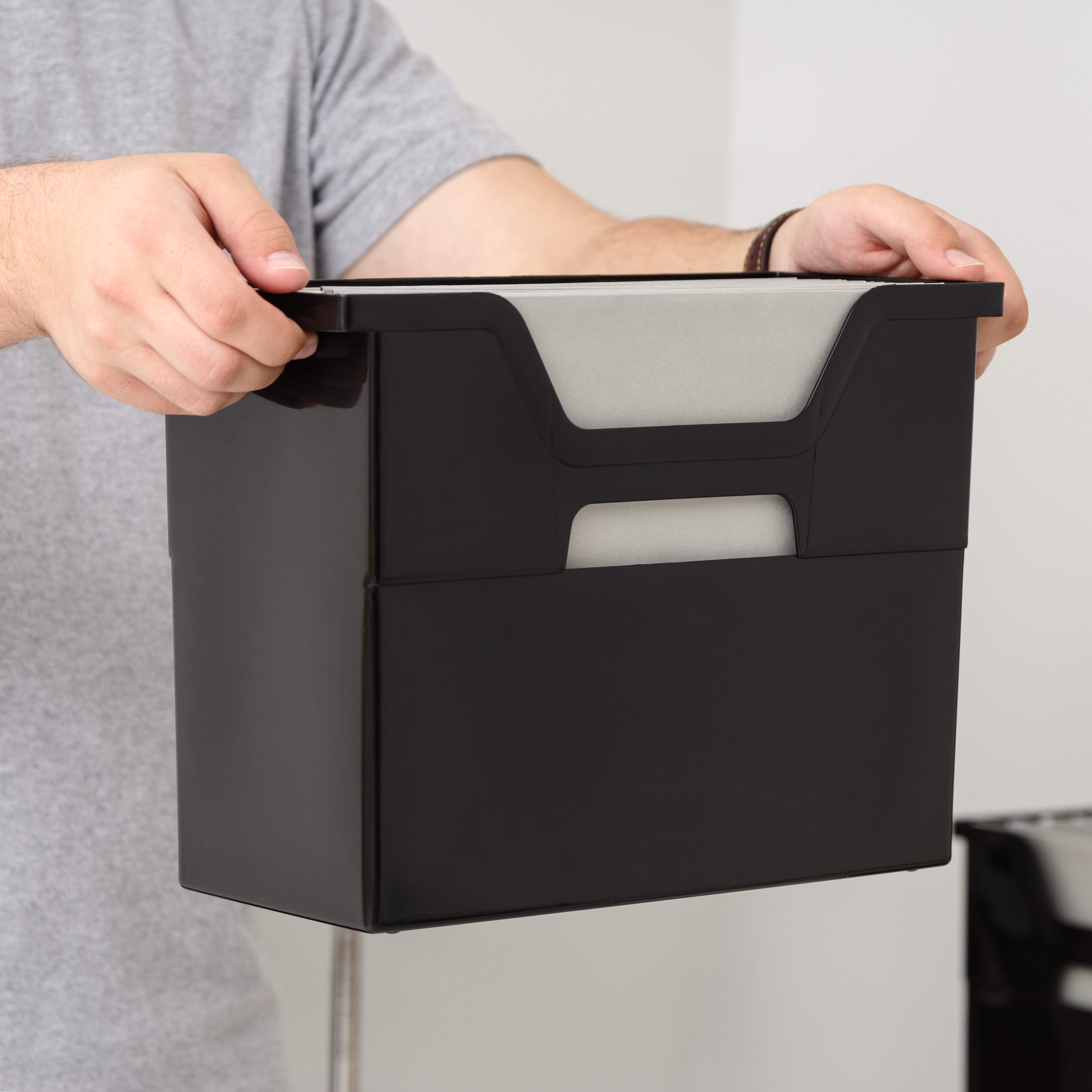 IRIS Medium Portable Desktop File Box with Open Lid, Side Handles, Hanging File Folders, Tabs & Inserts, 6Pk