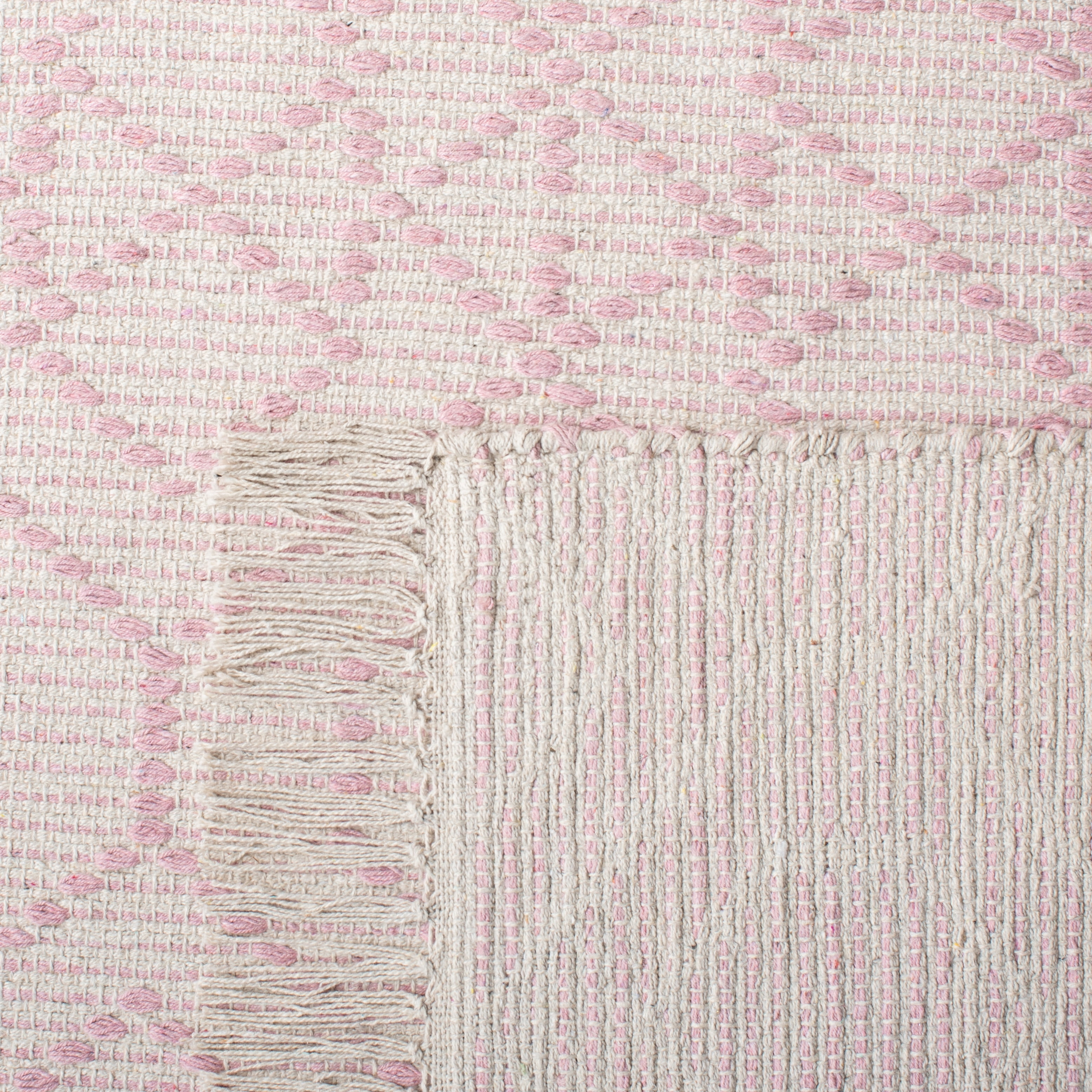 SAFAVIEH Montauk Lars Geometric Cotton Area Rug, Pink/Ivory, 5' x 8'