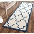 thumbnail image 4 of Safavieh Cambridge 6' Round Hand Tufted Wool Rug, 4 of 10