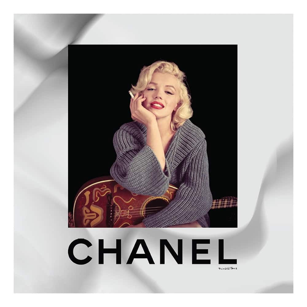 MARILYN IN ALL HER COMFORT - 14"x14" Canvas Artwork - Multi-Color 30 x 30