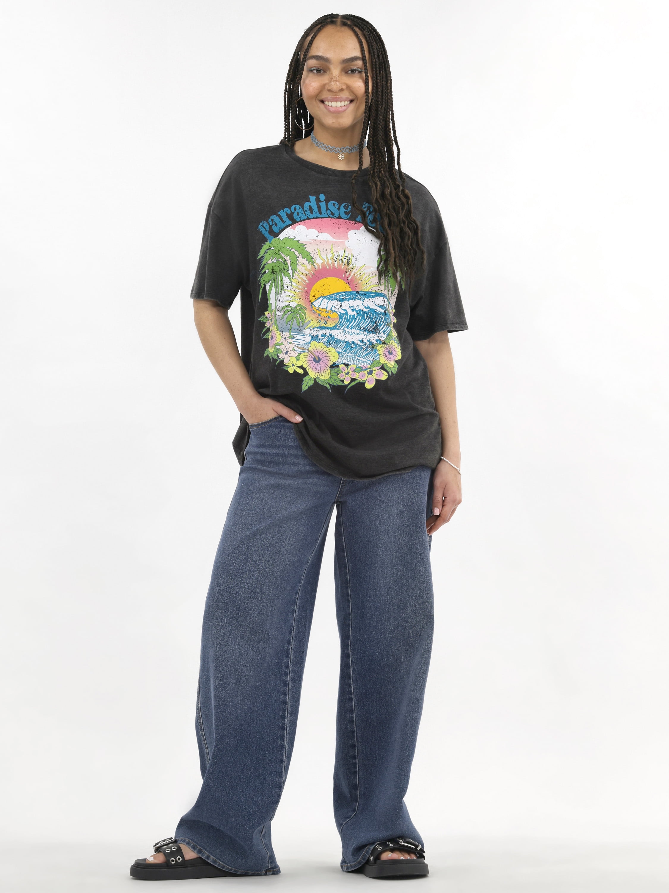 No Boundaries Washed Graphic Boyfriend Tee, Women's