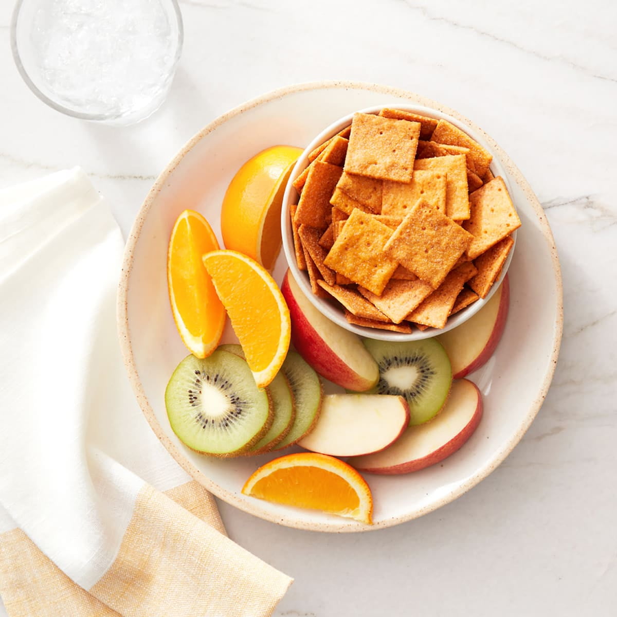 Simple Mills Almond Flour Crackers, Farmhouse Cheddar Crackers Snack Packs, 0.8 oz, 6 Count
