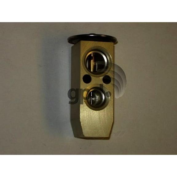 A/C Expansion Valve Fits select: 1996-2001 NISSAN PATHFINDER, 1997-2000 INFINITI QX4